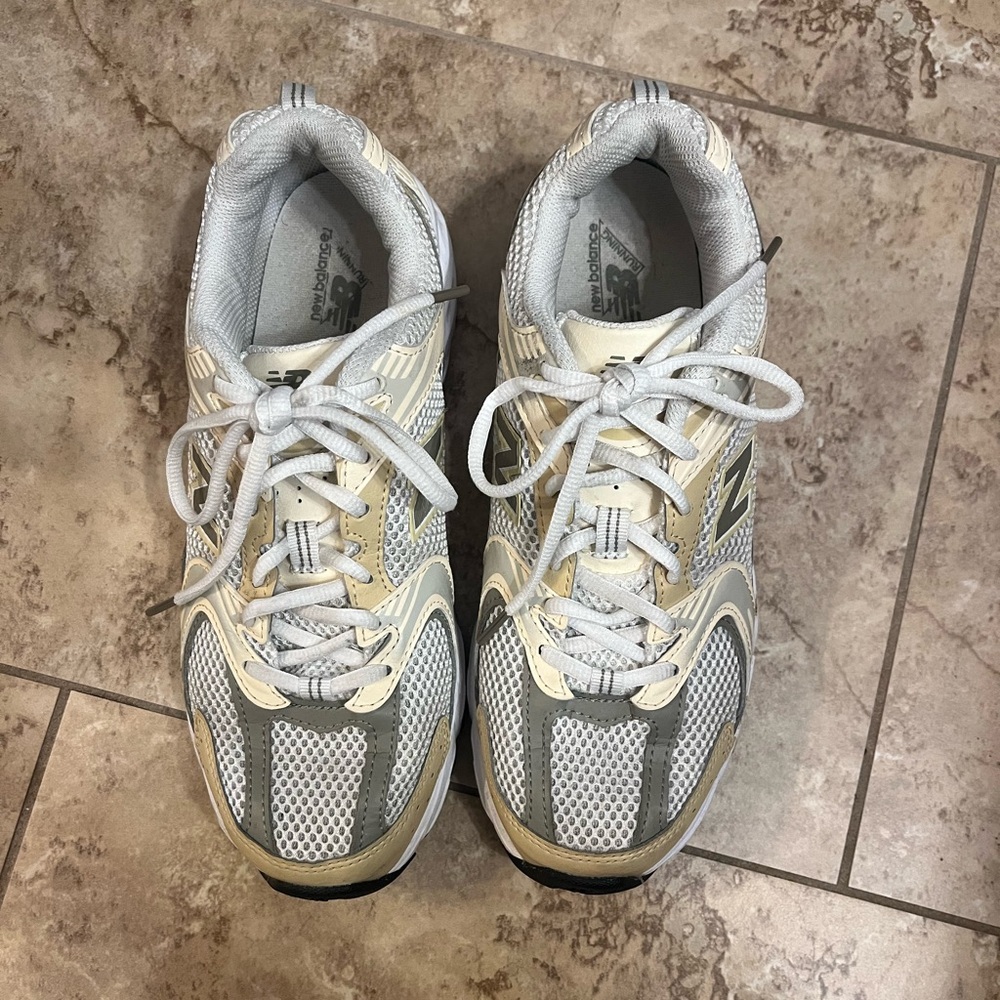 New Balance 530 'Beige Silver' Sneakers/Tennis Shoes - Picture 6 of 7